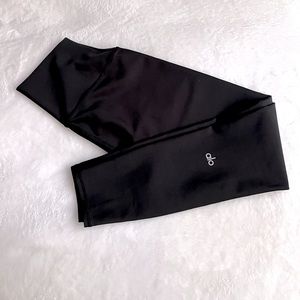 alo Yoga Leggings